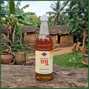 গ্রামের প্রাকৃতিক চাকের মধু l ৫০০ গ্রাম।